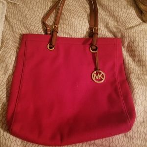 Michael kors tote